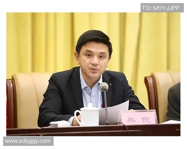 熊倪：从游泳冠军到体育界传奇的奋斗与坚持之路