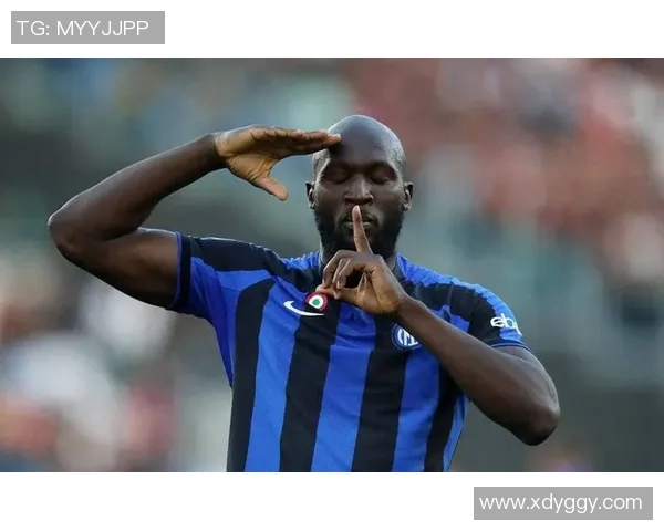 国米迎战卢加诺期待强强对决球迷热盼精彩瞬间再现 国米迎战卢加诺期待强强对决球迷热盼精彩瞬间再现