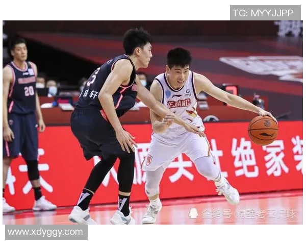 国王与勇士激战正酣2月16日精彩对决引发球迷热议 国王与勇士激战正酣2月16日精彩对决引发球迷热议